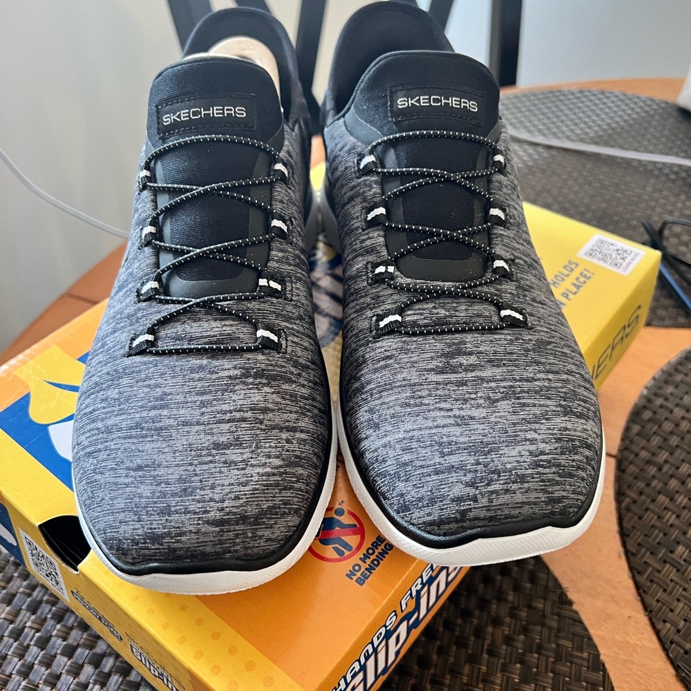 Sketchers hands free slip in sneakers
